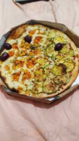 Vino E Pizza food