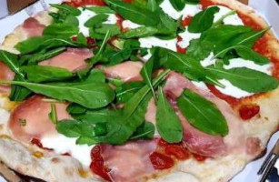 Pizzaria Tradizione Italiana food