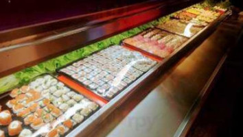 Reiko Sushi Culinária Japonesa inside