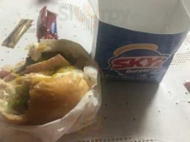 Sky's Burger food