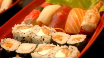 Tsunami Sushi food