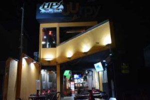 Upi Sportsbar inside