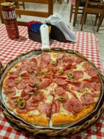 Pizzaria Mamute inside