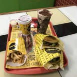 Belly Lanches Comida