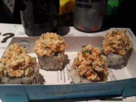 Yoi! Rolls Temaki food