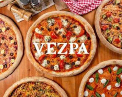 Vezpa Pizzas food