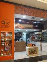 Qoy Chocolates food