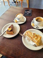 Krone Café Padaria food