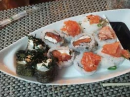 Sushi Do Prado food