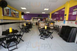 Marc's Sucos E Lanches food