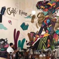Livraria E Cafe Multicultura inside