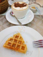 Indriya Café food