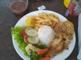 Plaza Café Cafeteria E food
