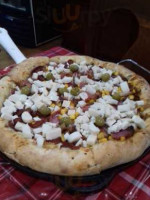 Atal Pizza food