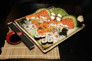 Seki Sushi food