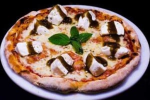 La Margherita Pizzeria Delivery food