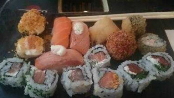 Takeo Sushi food