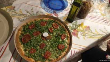 Lau Pizzaria food