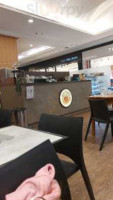 Cafe Expresso inside