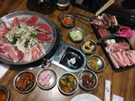 Bicol Korean Cuisine food