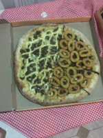 Cabrasi Pizzeria food