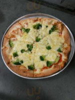 Pizzaria Idarella Di Napoli food