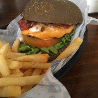 Marconato burger e grill food