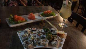 Caticlan Sushi Lounge food