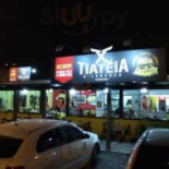 X Lanches Exterior