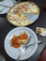 Nostra Pizzaria food