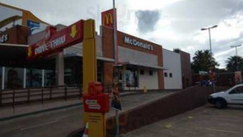 Mc Donalds outside