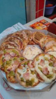 Pizzaria Pizza E Pizzas food