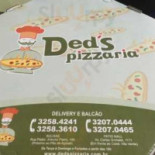 Dede Pizzaria À l'intérieur