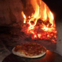 Pizzeria Napolitana Costabile food