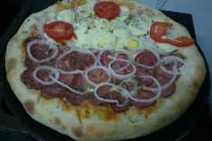 Dam Pizza Delivery food