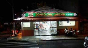 Lancheria Chic Ponto outside