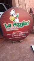 Pizzaria La Maggiori outside