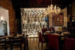 Petiskos Bar E Restaurante inside