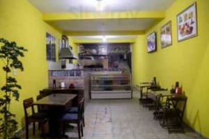 Pizzaria Brutus inside