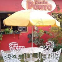 Santo Ponto outside