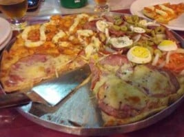 Raupp's Lancheria E Pizzaria food