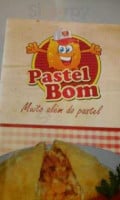 Bom Pastel food