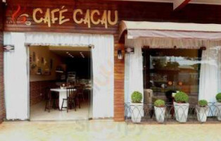 Café Cacau inside
