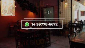 Roma E Pizzaria inside