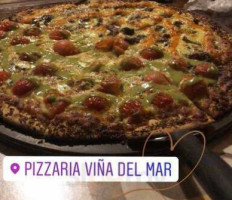 Pizza Del Mar food