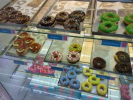 Dream Donuts food