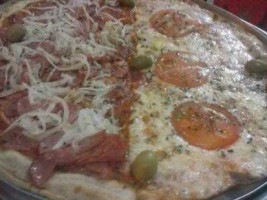Requinte Pizzaria e Esfiharia food