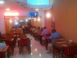 Cafe e Restaurante 1025 inside