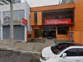 Metropolitano outside