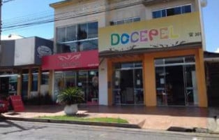 Docepel outside